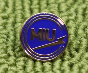 新品未使用 MIU404 機動捜査隊 MIU ピンバッジ バッヂ レプリカ 青金 ブルーゴールド 再現品 合金製 星野源 綾野剛 管理0113nmm