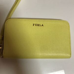 FURLA ラウンドファスナー 財布　カードケース　フルラ　イエロー　札入れ レザー　ウォレット 金運アップ