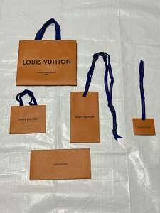 LOUIS VUITTON ルイヴィトン ショップ袋　紙袋　封筒