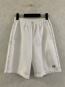 美品 FRED PERRY ハーフパンツ サイズS ジャージ フレッドペリー イギリス テニス tennis イングランド