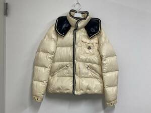 MONCLER　ダウンジャケット　ホワイト　フード付き　サイズ3(L)　モンクレール■5541