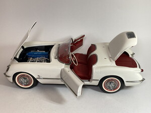 [パーツ欠損、破損] シボレー コルベット Chevrolet Corvette 1953 1/18 - オートアート AUTOart