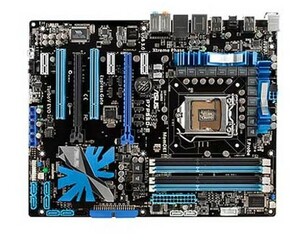 新品に近い Asus P7P55D-E マザーボード Intel P55 LGA 1156 ATX DDR3