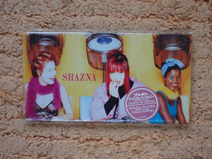 新品 SHAZNA /Love is Alive　8㎝CD　ブルボン CMソング