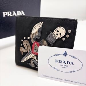 【良品】超希少 PRADA プラダ TESSUTO TATTOO 二つ折り財布 スカル ナイロンxサフィアーノレザー ブラック メンズ レディース 黒