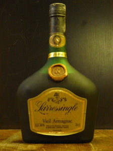 特級「Larressingle」 NAPOLEON Vieil Armagnac 1980年代以前、35年以上昔の流通 70cl ALC40% Y6956 　 Larressingle・N-0404-A