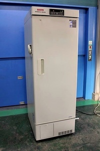 SANYO/三洋 BIOMEDICAL FREEZER バイオメディカルフリーザー ★MDF-U338★　36674Y（引き取りのみ）