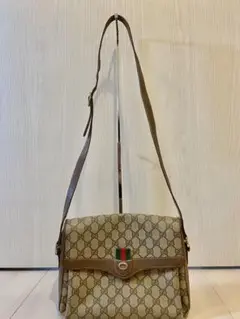 GUCCI ショルダーバッグ　GG スプリーム　PVC レザー　シェリーライン