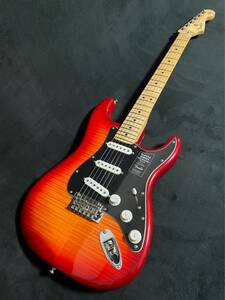 Fender Player Stratocaster Plus Top Aged Cherry Burst