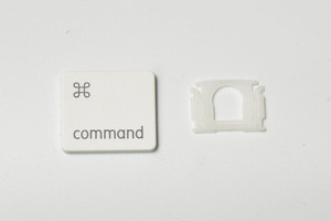 当日発送 Apple Mac キーボード A1314 【 command 】キートップのみ 9-2 　中古品　コマンド Keyboard パンタグラフ wireless