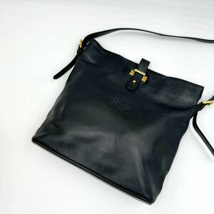 1円 【極美品】 LOEWE ロエベ ショルダーバッグ アナグラム ロゴ型押し 刻印 ゴールド金具 レザー 黒 ブラック