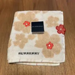 BURBERRY タオル　ハンカチ　花柄　ベージュ　レッド　ホワイト　ギフト