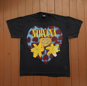 ¥1スタ オークション ニルヴァーナ ハートシェイプドボックス Tシャツ XL BJORK NIRVANA NIN NINE INCH NAILS SONIC YOUTH 