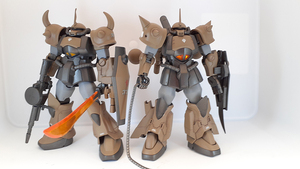 【グフ＆グフR35】バンダイ　1/144　ガンダム　塗装済み改修完成品　GTFクマザワ　2体セット