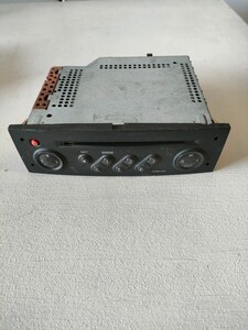 管303（中古現状、即発送）Renault 22DC277/62 Radio Player CD