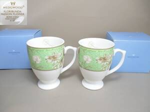 H056*WEDGWOOD*　FLORIBUNDA PASSION FLOWER　マグカップ　2客　/未使用　/グリーン【送料込】