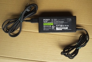 ソニー　 VGP-AC19V52　　DC19.5V 6.2A 　..