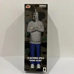 A BATHING APE SHARK SEIJIN フィギュア