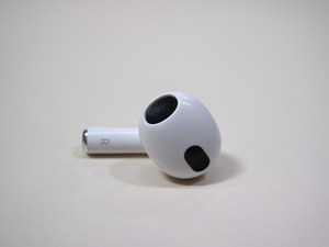 Apple純正 AirPods 第3世代 エアーポッズ MME73J/A 右 イヤホン 右耳のみ　A2565　[R]