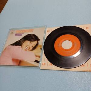 太田裕美 恋のハーフムーン ブルーベイビーブルー CBSソニー EPレコード EP盤 7インチレコード ドーナツ盤 アナログレコード 当時物 レトロ