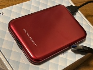 １TBのHDD付き2.5インチ HHD・SSDケース SATA USB3接続