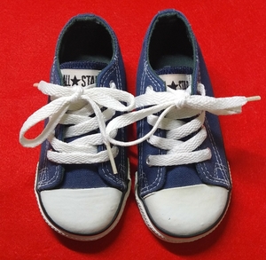 USA製 入手困難 廃盤 美品中古 CONVERSE KIDS オールスター スニーカー 　US71/2 14.5センチ vans VINTAGE