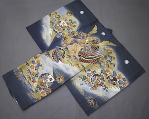 A20-21　即決 中古品 正絹 お宮参り 男児 初着 祝着 グレー 刺繍 龍 兜 宝尽くし 長襦袢付