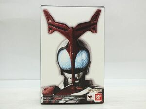 n4241 バンダイ BANDAI S.H.フィギュアーツ 真骨彫製法 仮面ライダーカブト 仮面ライダーカブト ハイパーフォーム [061-240606]