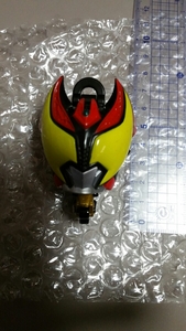 【仮面ライダー　キバ】　プラスチック製　フィギュア　貴重品