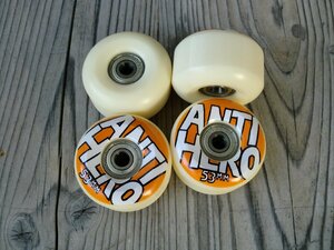 訳アリ【ANTI HERO】ウィール　53mm 95A ＋　ABEC5 ベアリング 8個セット スケートボード用　アンチヒーロー