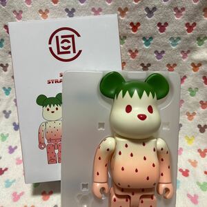 BE@RBRICK ベアブリック CLOT SNOW strawberry 400% 未使用