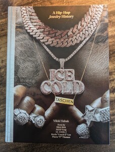 hiphopジュエリーの歴史 Ice Cold: A Hip-hop Jewelry History