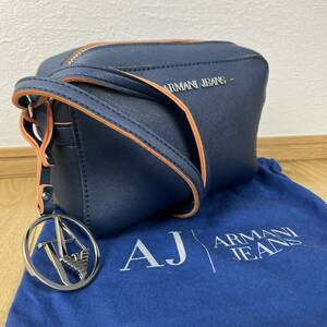 1円 未使用級 ARMANI JEANS アルマーニジーンズ シルバーロゴチャーム ボディーバッグ ショルダー メンズ レディース ネイビー レザー