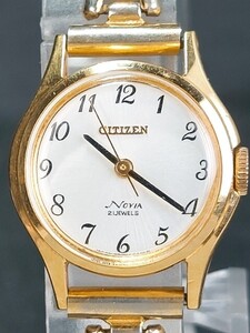 美品 CITIZEN シチズン Novia 4-680413 アナログ 手巻き 腕時計 3針 ホワイト文字盤 ゴールド 蛇腹ベルト ステンレススチール 動作確認済み