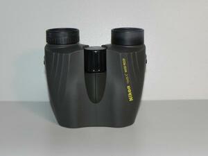 Nikon 　ニコン 10x25 5°Waterproof 双眼鏡 (中古品)