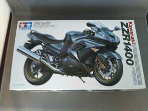 プラモデル タミヤ カワサキ ZZR1400 1/12 オートバイシリーズ