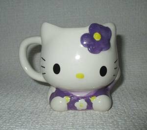 ハローキティ　Hello Kitty　マグカップ　ティーカップ　銀の鐘　キティちゃん　サンリオ　Sanrio　陶器　北海道　小樽