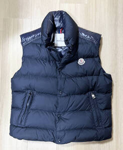 モンクレール メンズ ダウンベスト MONCLER ナイロン ロゴワッペン サイズ1 艶消しBlack 極美！