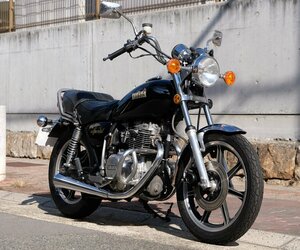 1980年式 XS250スペシャル 走行4300キロの美車ですがメーター交換の可能性あり 自賠責3年付き価格 消耗品関係OK！