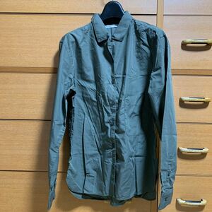 UNIQLO x LEMAIRE レディース シャツ カーキ サイズM