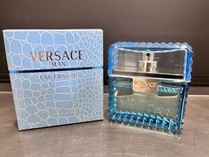 D(1002k1) VERSACE ヴェルサーチ マン オーフレッシュ オーデトワレ 香水 フレグランス 50ml メンズ