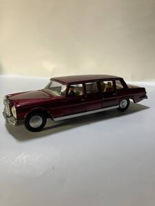 DINKY TOYS MERCEDES-BENZ 600