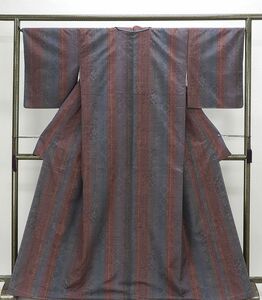 紬 未着用美品 正絹 幾何花菱模様 身丈167.5cm 裄丈66.5cm 本場真綿絢結城紬 未使用 新古品 着物 カジュアル d0505