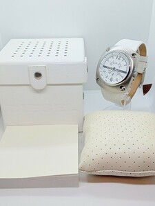  DIESEL ディーゼル DZ-1229 白文字盤 スモセコ メンズ腕時計 レザーベルト 電池交換済み 稼動品 中古品 箱あり 説明書あり クォーツ
