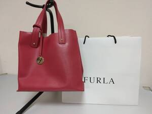 FURLA　フルラ　MUSA　レザー　トートバッグ　ルビーレッド　ハンドバッグ　ショッパー付★ｈ3423