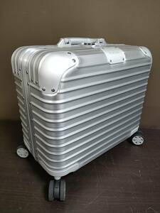 RIMOWA　オリジナルコンパクト（旧名称トパーズビジネストロリー）　2021年製良品 29L　925.40　