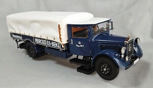 CMC製1/18 Mercedes-Benz LKW Renntransporter LO2750