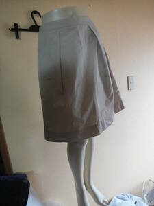 美品 ダナキャランニューヨーク DKNY スカート ボトム サイズ2 ベージュ系 メ8639