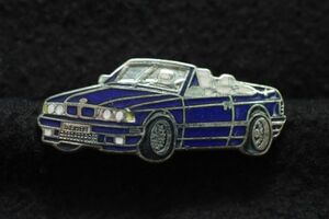 ■ BMW ピンバッジ カブリオレ 青 W30mm ocitys z3z4x1x2x3x5f10f30m2m3m4m5バイク E36 325i 320i 328i