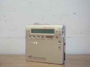 ☆【1T1030-12】 SONY ソニー MZ-R900 WALKMAN ウォークマン MDプレーヤー レコーダー ジャンク再